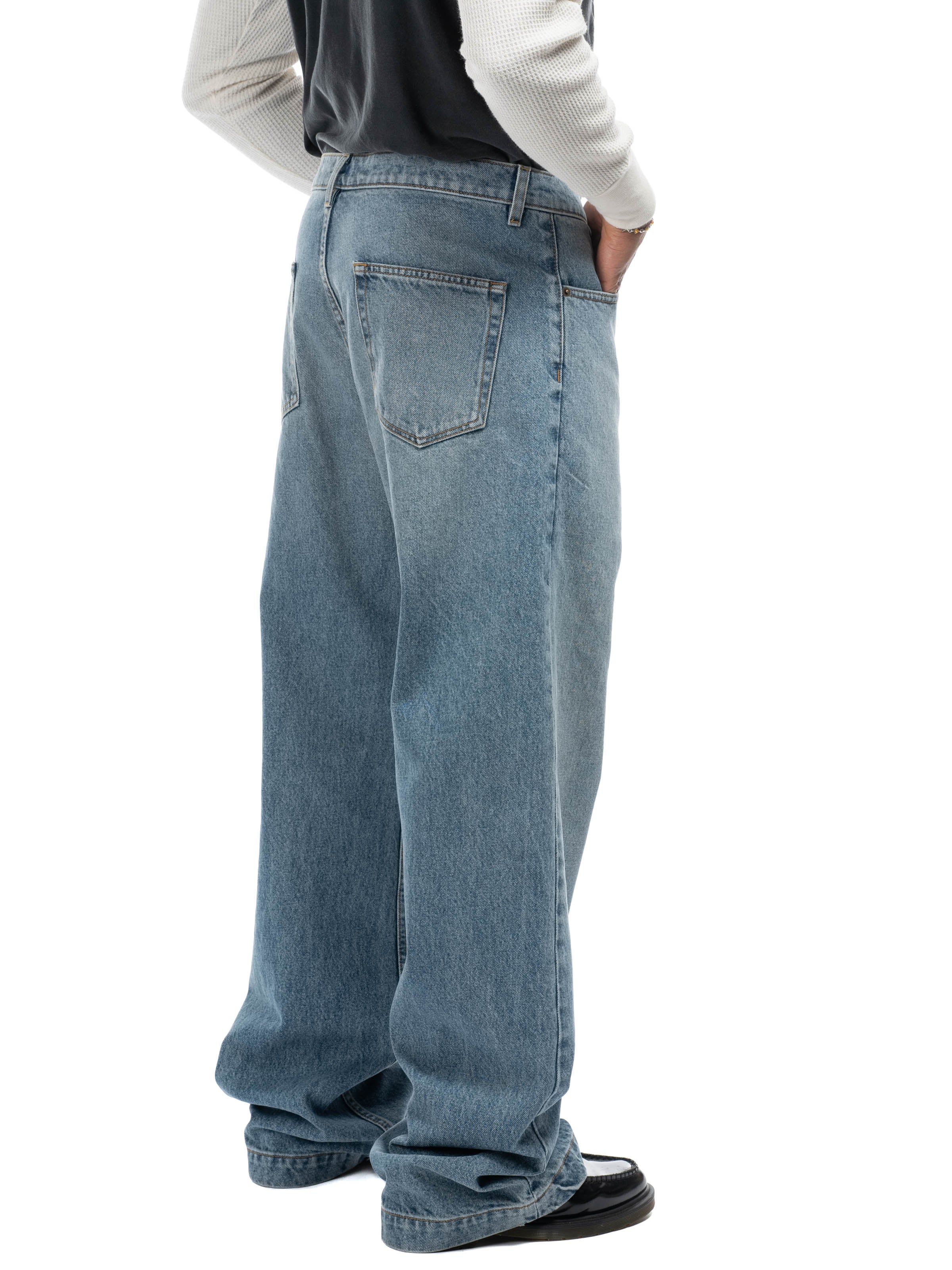 Javier Wide Leg Jeans - Light Wash Indigo – BARE KNUCKLES
